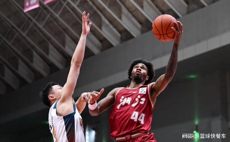 华体会官方入口-CBA积分榜最新排名出炉！浙江逆袭杀回前4：辽篮苦主惨遭14连败